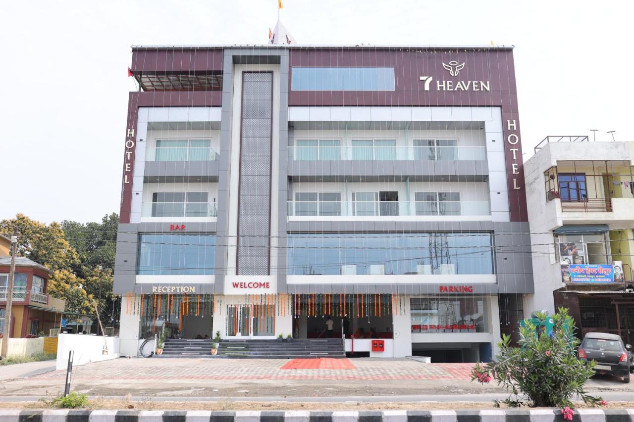 Hotel 7 Heaven เดห์ราดุน ภายนอก รูปภาพ